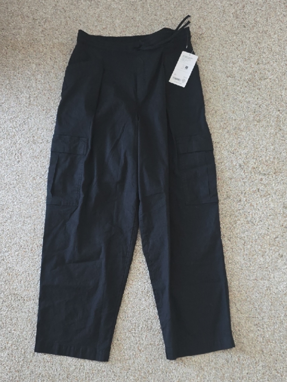 NWT Athleta Paradise Straight Leg Cargo Pant